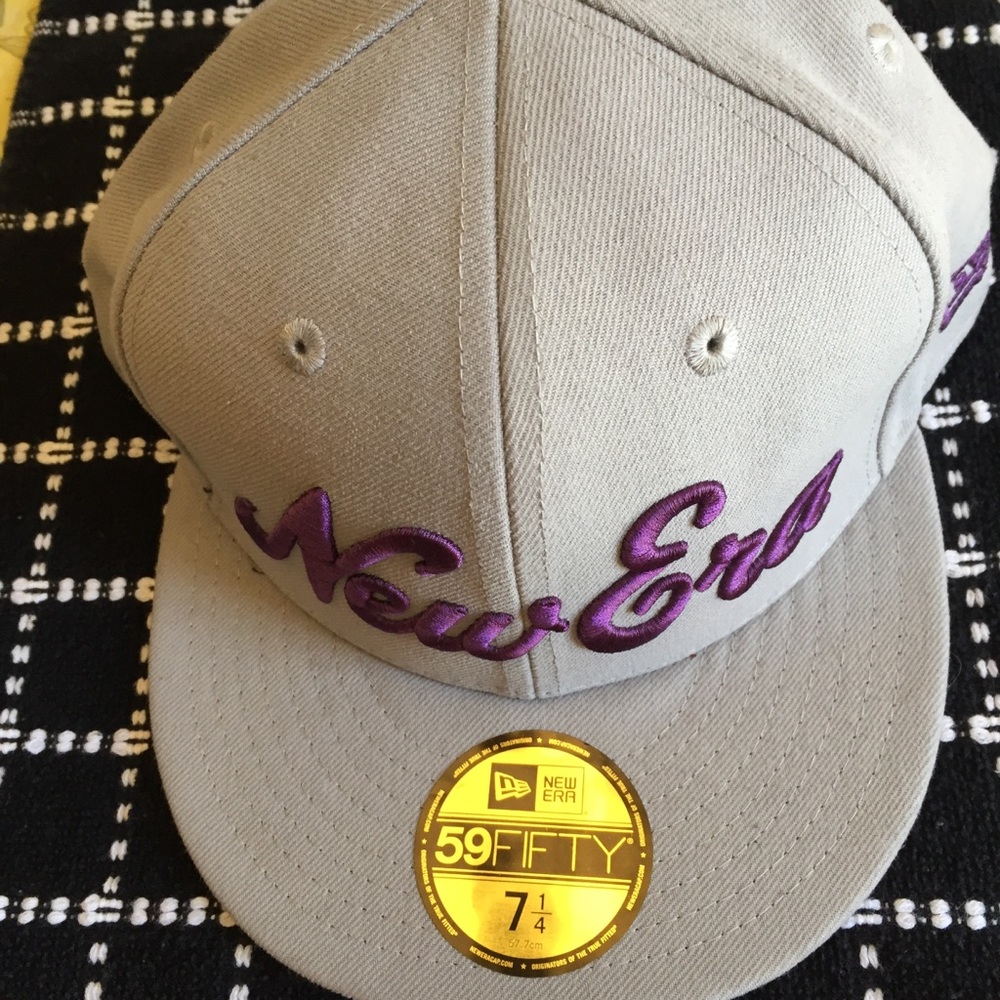 Hat - Picture 2 of 3